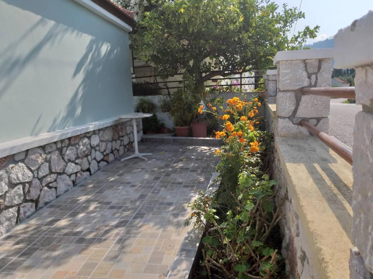 Anastasia'S Garden House Lalyssos Eksteriør billede